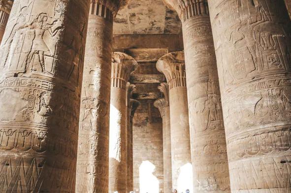 Columnas en templo