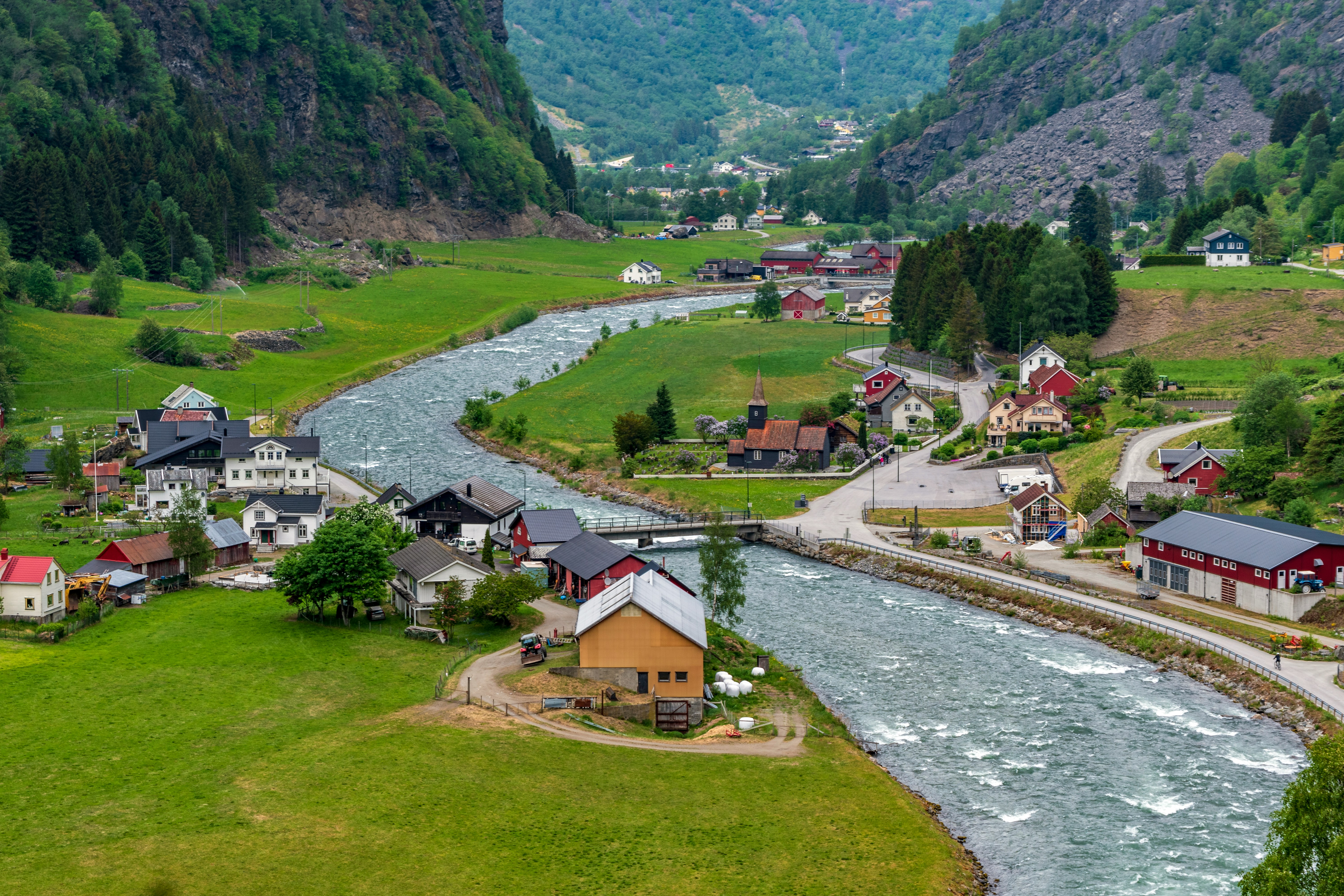 Flåm y paisajes de fiordo